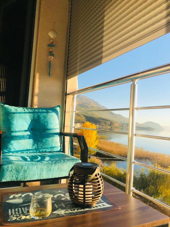 Sunrise Beach - Lake View Deluxe Apartment Peštani Buitenkant foto