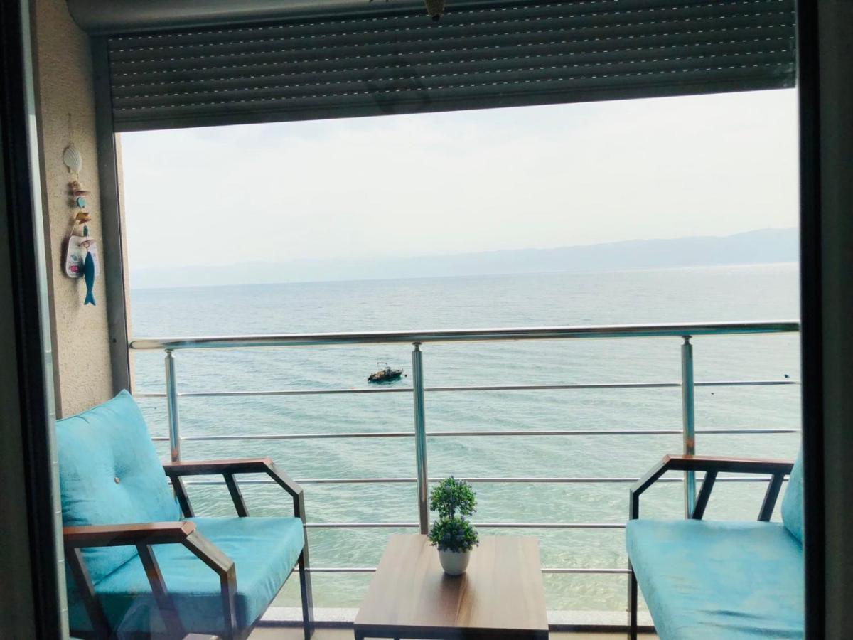 Sunrise Beach - Lake View Deluxe Apartment Peštani Buitenkant foto