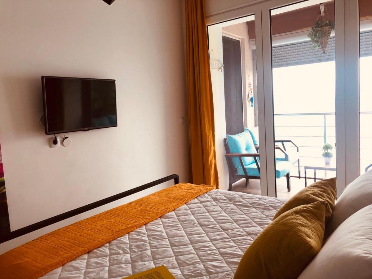 Sunrise Beach - Lake View Deluxe Apartment Peštani Buitenkant foto